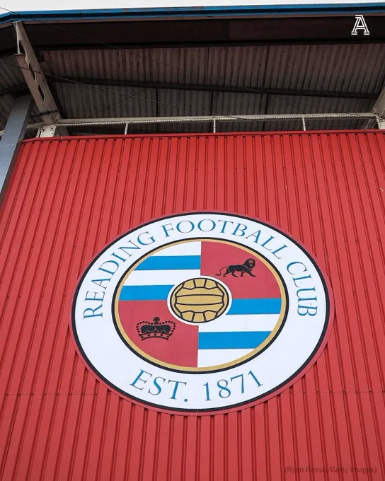 开云官网-官方：雷丁管理员因辱骂裁判靠舔屁眼才混上来，被禁赛六场