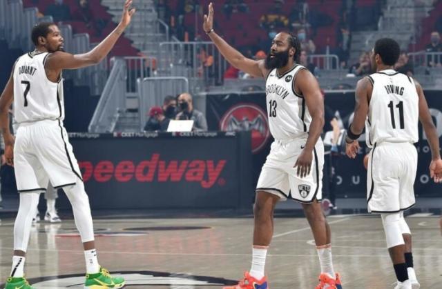 1618981434540036223.jpg netsbig3-sportazinas-741x486.jpg