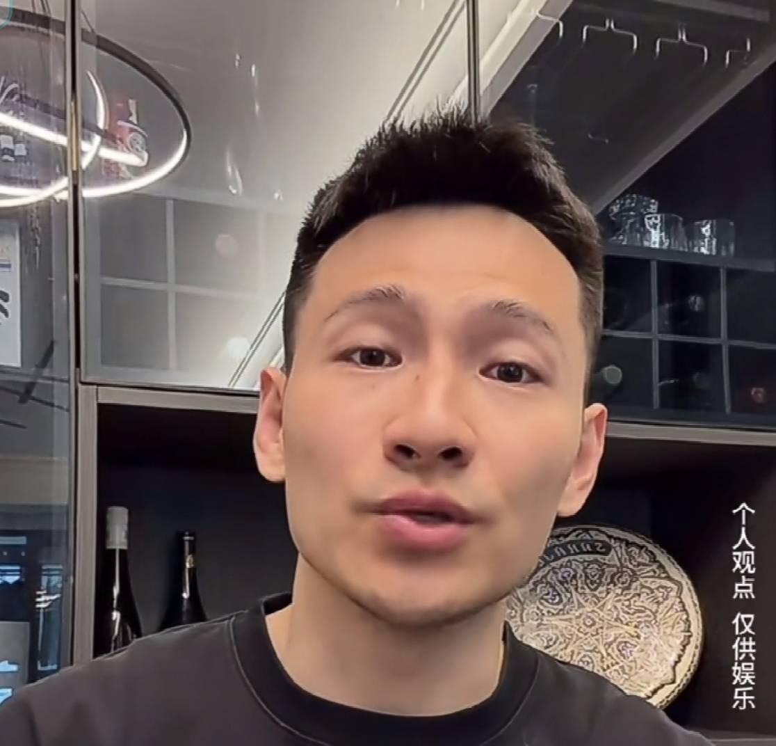 开云体育APP下载-杨笑天：卡佩罗曾下放特谢拉，还说对小贝、大罗也这么干过